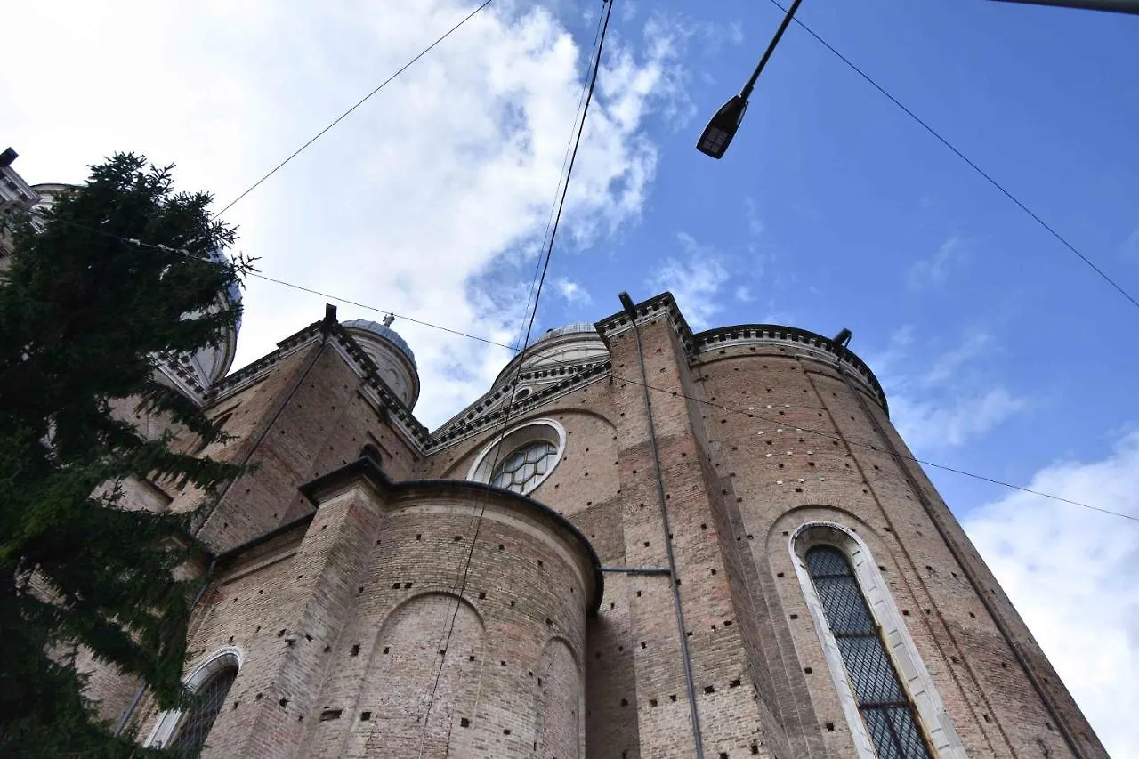 Welc-Om Santa Giustina Apartment Padua