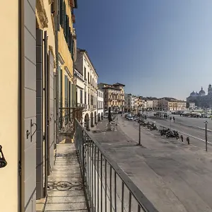  Apartamento Palazzo Carpediem-prato Della Valle